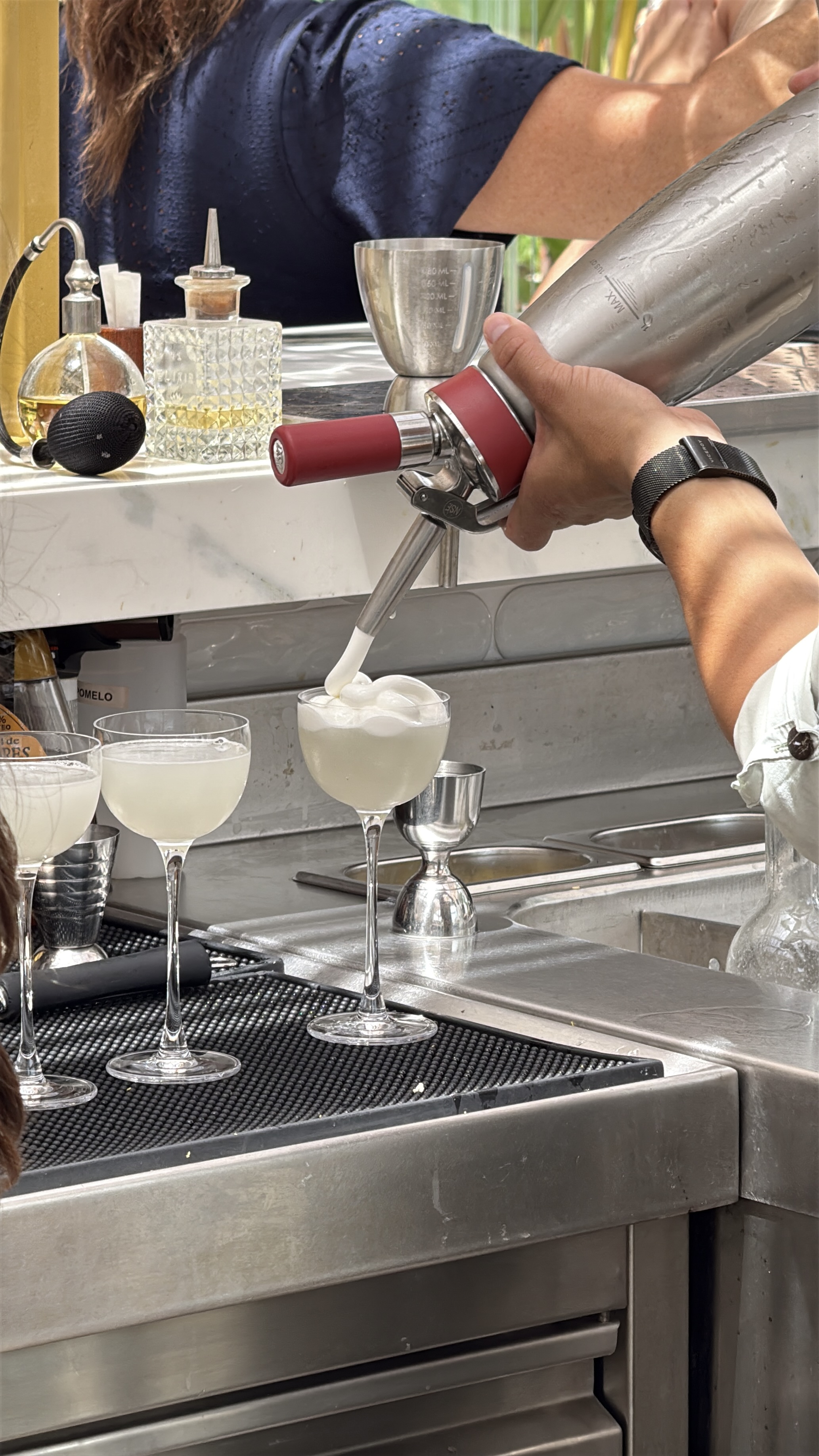 Cocktail foam